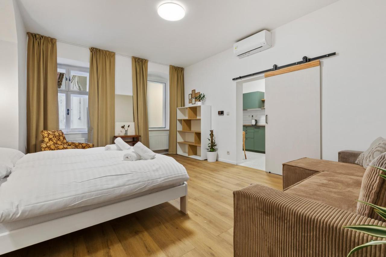 Charming Apt In Centre /W Ac Bratislava Extérieur photo